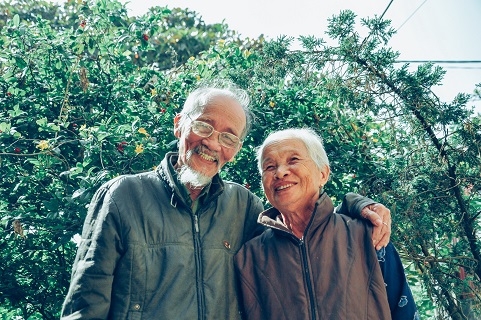 Photo by Tristan Le: https://www.pexels.com/photo/smiling-man-and-woman-wearing-jackets-1642883/